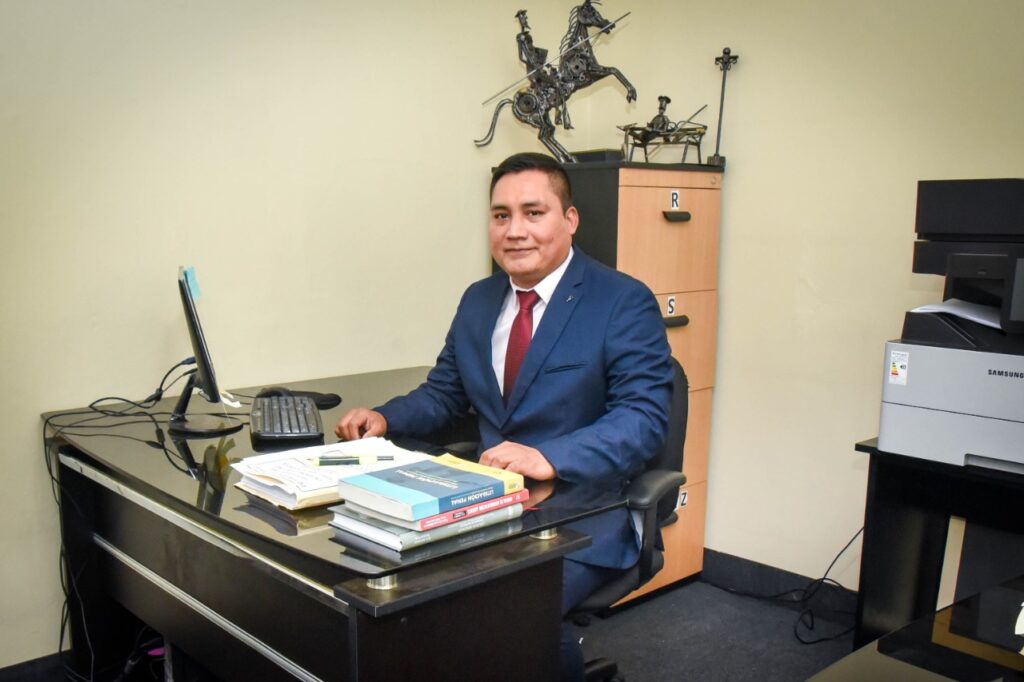 Dr. Fabian Enciso Espino
